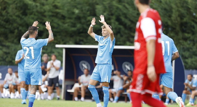 Lindstrom sblocca Napoli-Mantova: 1-0 con un gran gol