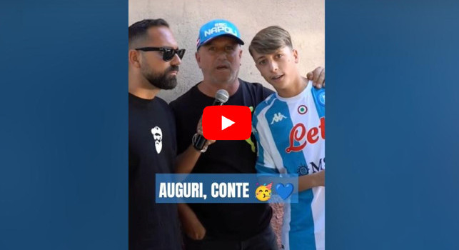 Napoli festeggia il compleanno di Conte! Ecco gli auguri dei tifosi | VIDEO