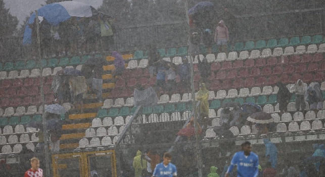 Pioggia durante Napoli Girona