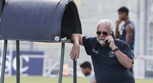 De Laurentiis non &egrave; in Italia, ecco da dove ha seguito Venezia-Napoli: sveglia alle 4:30 del mattino