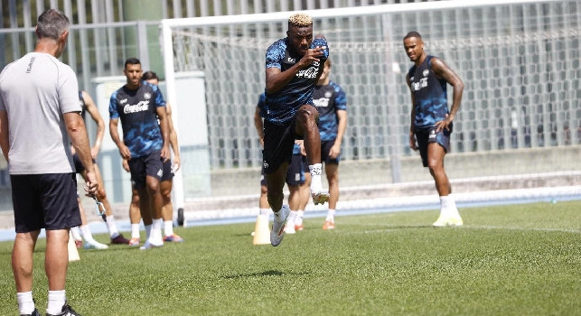 Che fine fa Osimhen? CdM: l'affare col PSG ha subito un ulteriore rallentamento, i dettagli
