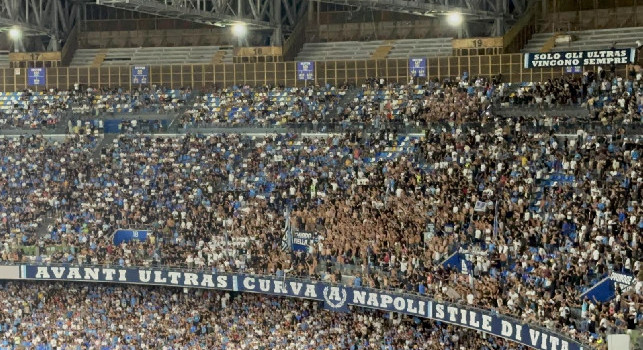 Napoli-Atalanta, sarà sold-out al Maradona! Attesa febbrile a ritmo di un coro che torna a spopolare sui social