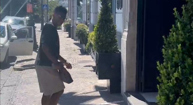 David Neres è tornato al Parker's dopo l'allenamento, arriva l'ufficialità: gli aggiornamenti | VIDEO CN24