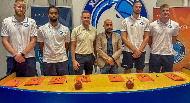 Napoli Basket, presentati Dreznjak, Woldetensae, Tot&egrave; e Treier! Llompart fa il punto dopo le prime due amichevoli | VIDEO