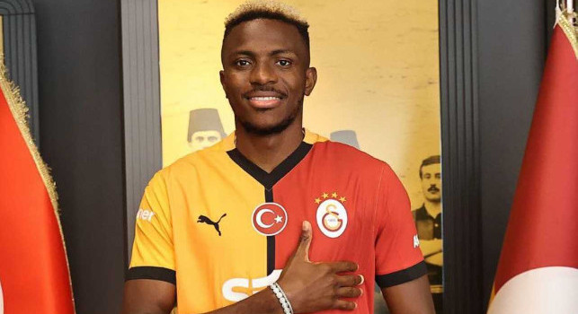 Osimhen annuncia: Resto al Galatasaray fino al termine della stagione