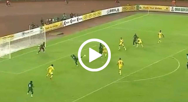 Nigeria-Benin, Osimhen sigla il 3-0 con un bel gol in area | VIDEO