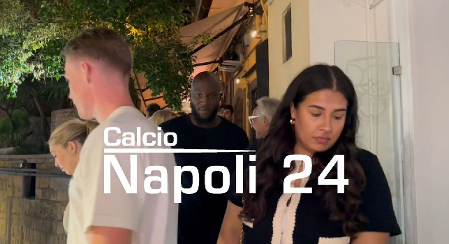 Lukaku con la sua compagna alla cena con De Laurentiis: ecco la dolce metà di Big Rom | VIDEO ESCLUSIVO