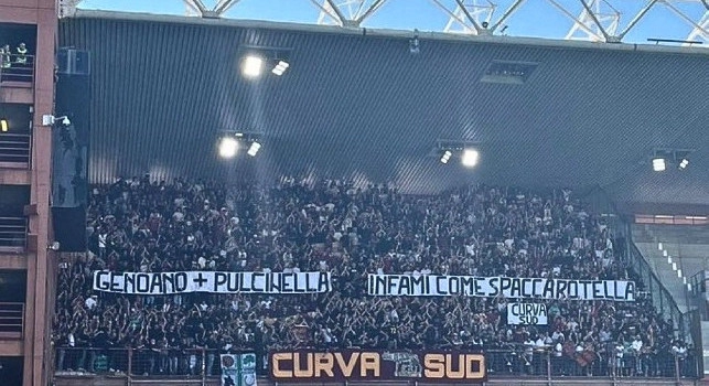 Genoa-Roma, striscione Curva Sud: Genoano + Pulcinella, infami come Spaccarotella | FOTO