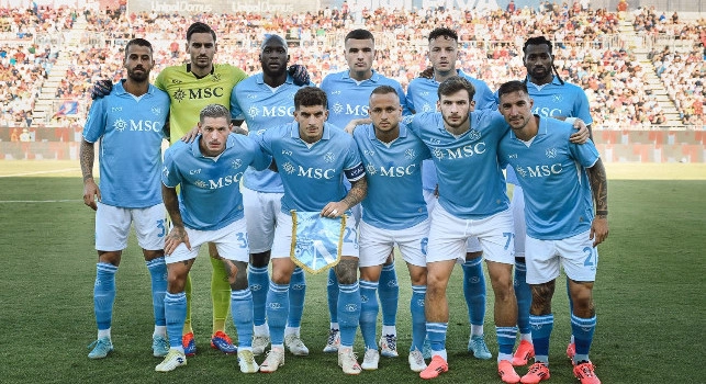 Napoli 2.0 in campo col Palermo: possibili dieci cambi da parte di Conte ed un esordiente assoluto