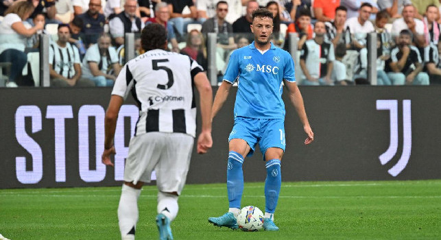 Juve, Locatelli: Contro il Napoli abbiamo fatto meglio che con la Roma: cosa ci siamo detti dopo la gara