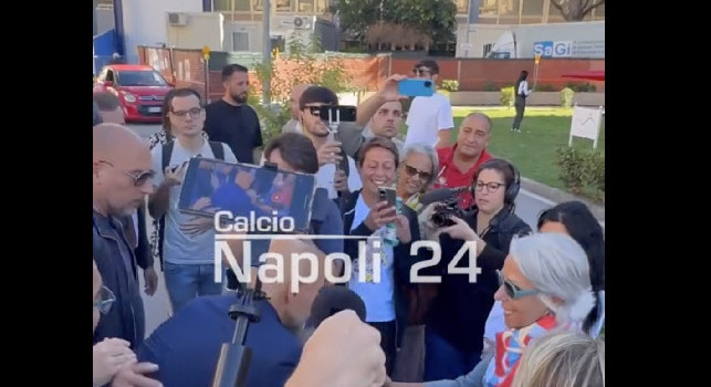 Spalletti al Santobono, gesto da brividi con un piccolo tifoso speciale | VIDEO CN24