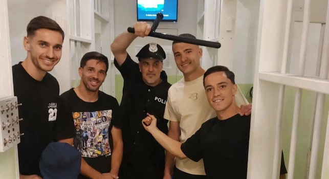 Meret, Buongiorno, Simeone e Raspadori si divertono all'escape room! | FOTO