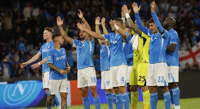 Due calciatori del Napoli sarebbero titolari nel 90% delle squadre di Serie A, e con Conte invece no