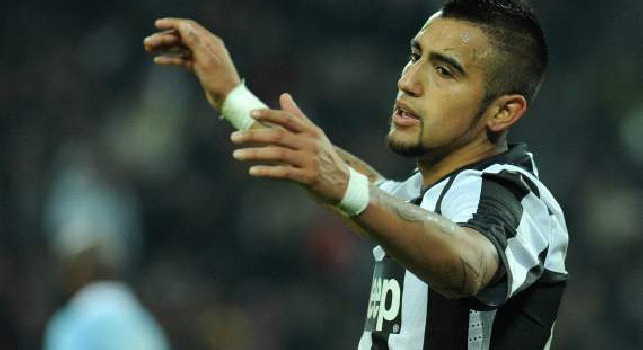 L'ex Juve e Inter Vidal nei guai: accusa di stupro in Cile, i dettagli