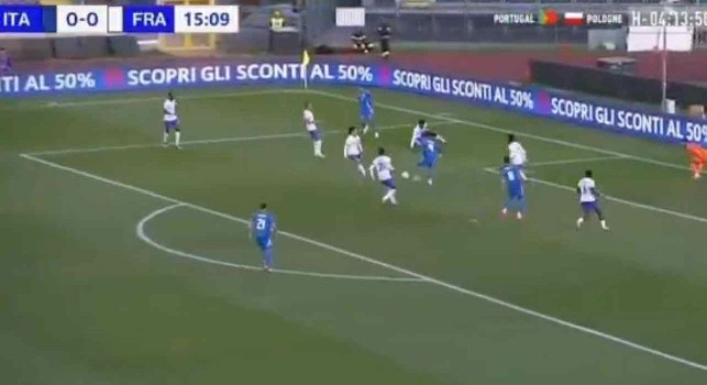 Italia-Francia, assist di tacco di Ambrosino e primo gol in Nazionale u21 | VIDEO