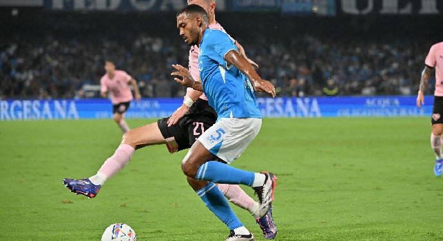 Il Mattino - Juan Jesus andrà via, il Napoli può sostituirlo con un colpo dalla Francia! Attenzione al Lione