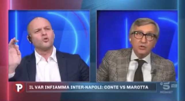 Questa frase è inaccettabile, Auriemma spiazza lo studio e Cesari non ci sta | VIDEO