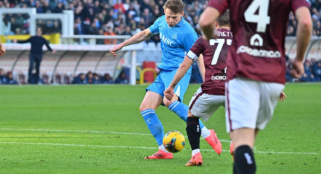Napoli in vantaggio, ci pensa ancora McTominay a sbloccare gli azzurri!
