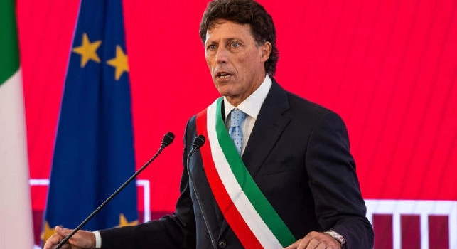 Portici, il sindaco Cuomo: Domani ci sarà il maxischermo. Godiamoci questa serata con grande entusiasmo