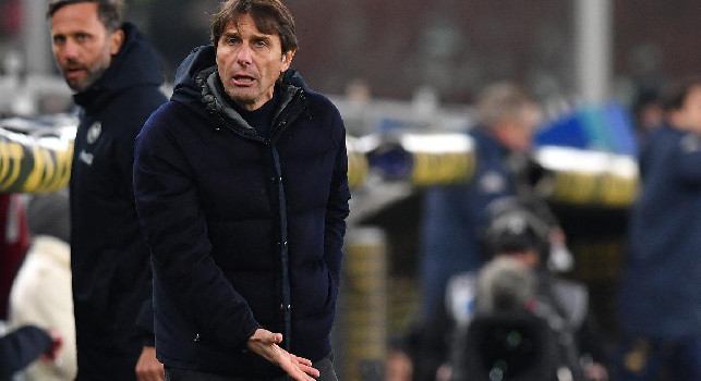 L'assenza di Buongiorno è un problema. Vincere è anche soffrire. Le pagelle dei quotidiani per Conte dopo Genoa-Napoli