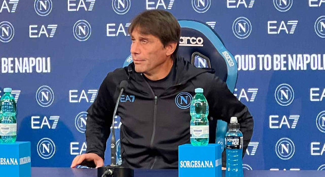 Antonio Conte in conferenza stampa