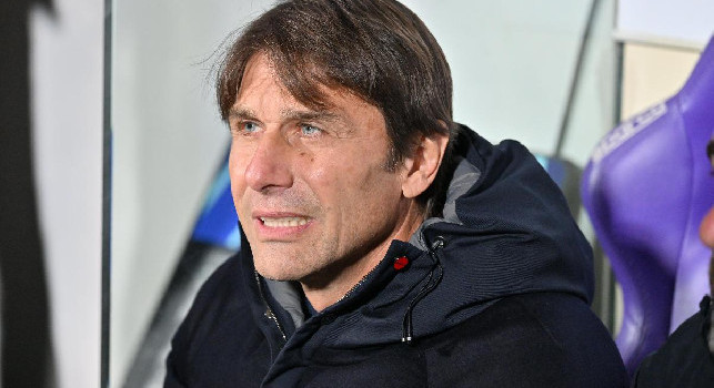 Repubblica - Ha definitivamente recuperato, Conte ritrova un azzurro dal 1' in Venezia-Napoli