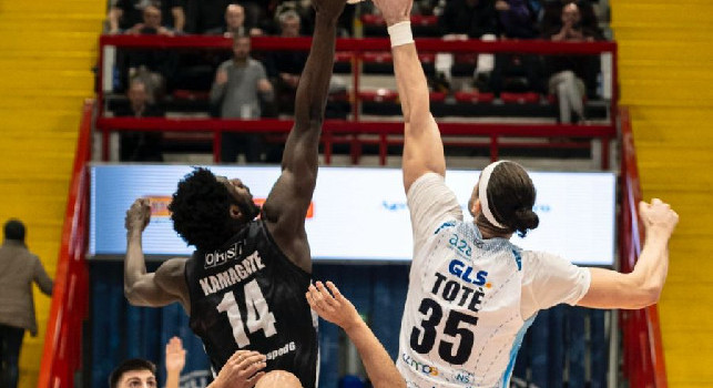 Il Napoli Basket batte Tortona 92-83 e conquista la seconda vittoria in campionato! Pullen trascinatore con 28 punti