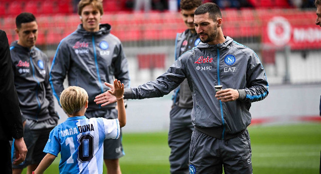 Chi era Daniele, la mascotte azzurra adottata da De Laurentiis, Conte e tutto il Napoli