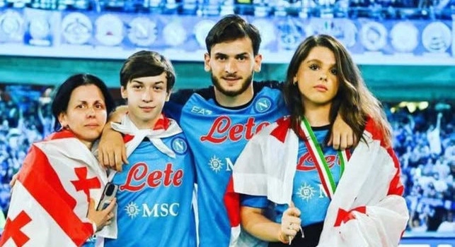 Piccolo uomo, Eri il mio preferito, Buon conto bancario: le reazioni social dei tifosi all'addio di Kvaratskhelia