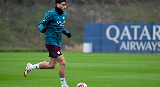 Ecco le immagini del primo allenamento di Kvaratskhelia col Paris Saint Germain | FOTO