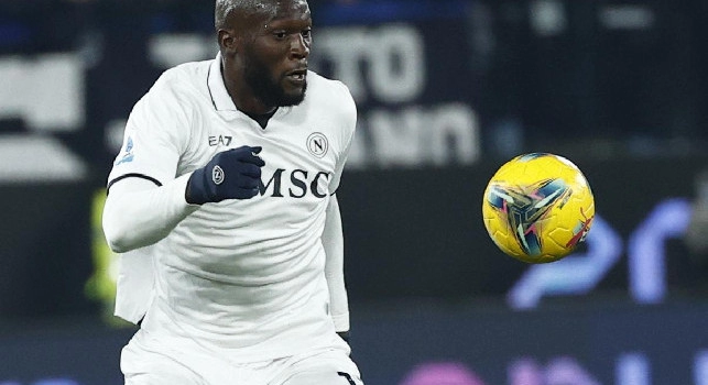 Dagospia anticipa: Lukaku tra i prossimi ospiti di C'è posta per te su Canale 5