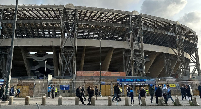 Napoli-Juventus LIVE: ecco costa sta succedendo allo stadio Maradona | VIDEO