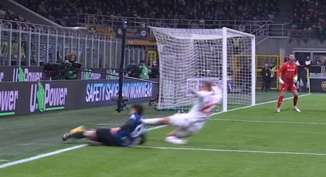 Clamoroso errore in Inter-Fiorentina! Ambrosini: Molto grave, il guardalinee non si assume la responsabilità