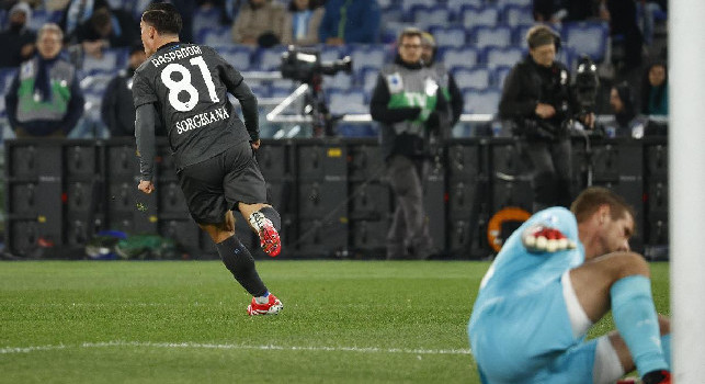 Napoli in vantaggio! Grande azione degli azzurri, Marusic pasticcia e fa autogol