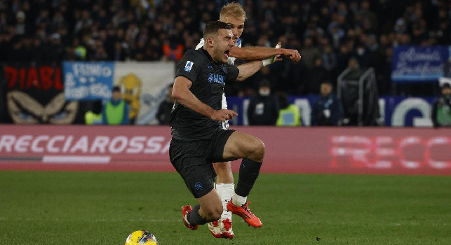 Buongiorno sui social: Contento di essere tornato in campo per aiutare la squadra! C’è rammarico per il finale ma continuiamo a lottare insieme