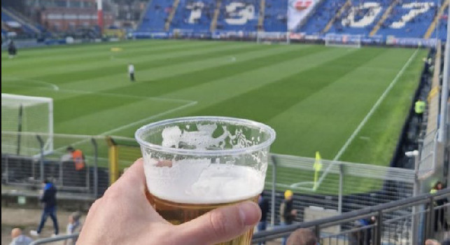 Il Como mantiene la 'promessa': birra gratis per i tifosi del Napoli arrivati al Sinigaglia | FOTO