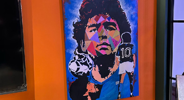 Maradona in stile pop art, l'ultima straordinaria opera d'arte del talento Francesco De Simone | FOTO