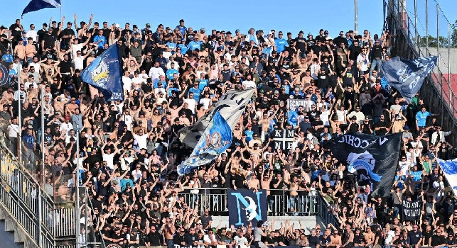 Ultras Napoli a Lecce senza biglietto! CdM anticipa: ora trasferta Parma-Napoli a rischio per i residenti in Campania