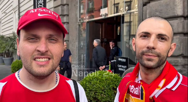 Cosa ci fanno due tifosissimi dell'Arsenal a Napoli? C'entra il Genoa... di Vieira! | VIDEO CN24