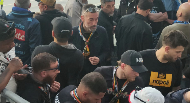 Napoli-Genoa, al Maradona presenti anche alcuni tifosi PSG | FOTO