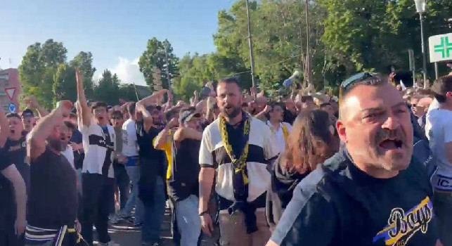 Parma-Napoli, scintille fuori al Tardini: cori dei tifosi locali contro i napoletani | VIDEO CN24