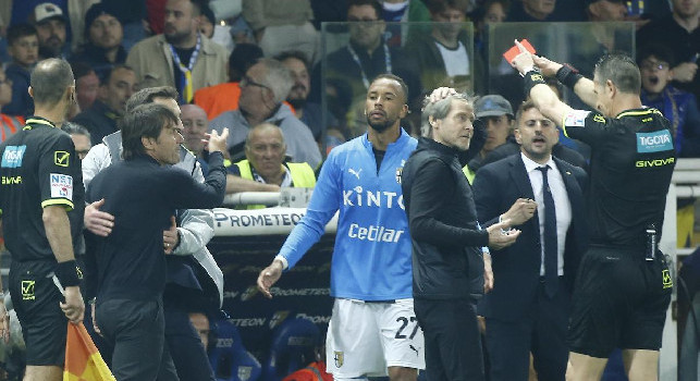 Conte espulso in Parma-Napoli