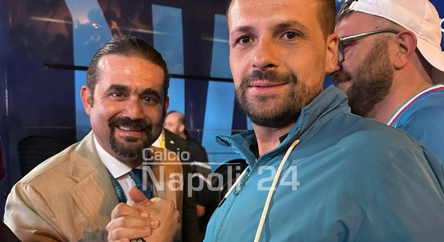 Edoardo De Laurentiis visibilmente commosso al Tardini: le lacrime al termine di Parma-Napoli | FOTO CN24