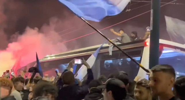 Bus scoperto in caso di scudetto del Napoli, spunta la promessa del sindaco Manfredi: Sul giorno dico...