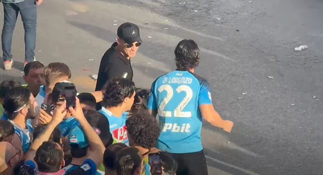 Paolo Cannavaro arriva allo stadio e i tifosi impazziscono: guardate cosa è successo | VIDEO
