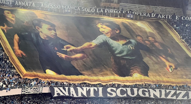 Napoli Cagliari, la coreografia da brividi della Curva B: Avanti scugnizzi | FOTO