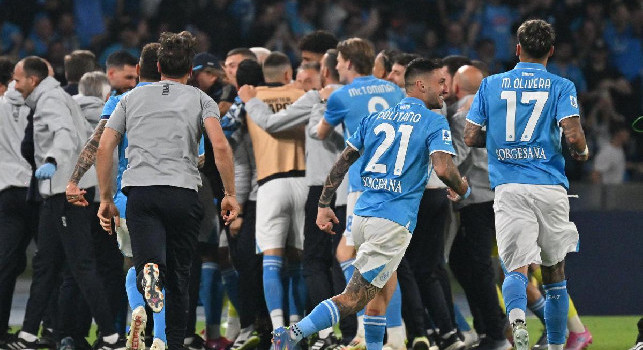 Pagelle Napoli-Cagliari: campioni d'Italia, che bello (ri)scriverlo. Che bello (ri)viverlo