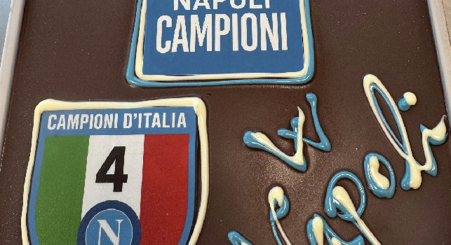 Ad Abano Terme nasce il gelato '4° scudetto Napoli': il proprietario ha fatto un nobile gesto | FOTO