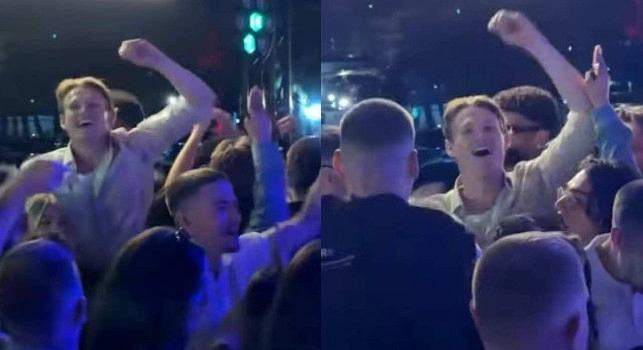 McTominay e Billing scatenati in discoteca, Neres versione DJ: la festa del Napoli alla Terrazza Flegrea | VIDEO