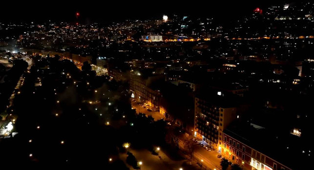 Napoli, festa scudetto come Capodanno: immagini spettacolari con il drone | VIDEO